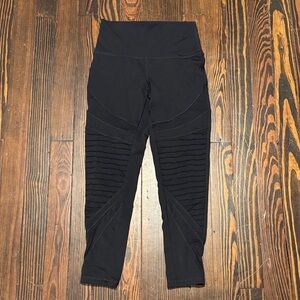 Aerie Black Textured Leggings